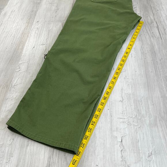 L.L. Bean Green Cargo Utility Convertible Cotton Straight Leg High Rise Pants - Picture 12 of 12
